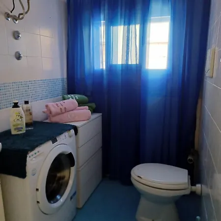Holiday home Peppe 43 *